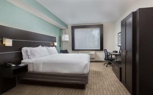 Holiday Inn Express Hotel & Suites Eugene Downtown - University