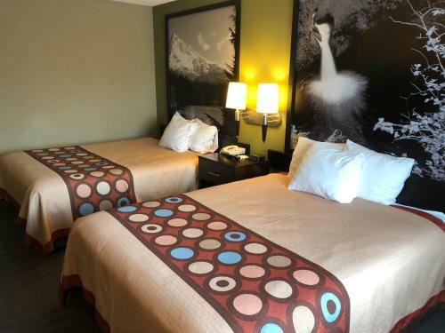 Hotel Super 8 By Wyndham Lagrande