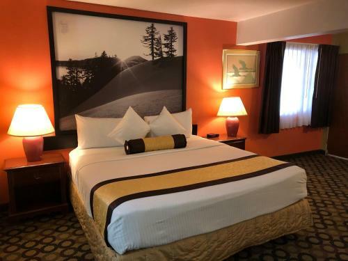 Hotel Super 8 By Wyndham Ontario