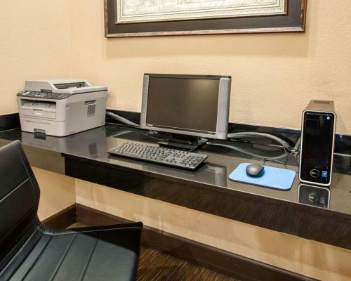 Hotel Quality Inn & Suites Springfield