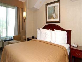 Hotel Quality Inn & Suites Bensalem