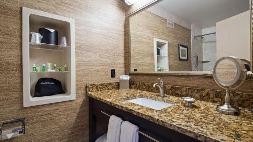 Best Western Plus Concordville Hotel