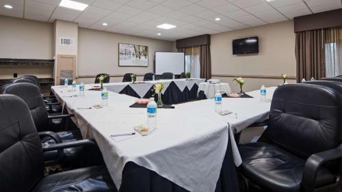 Best Western Plus Concordville Hotel