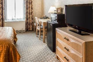 Clarion Hotel Lake Erie