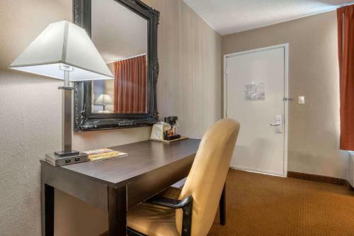 Hotel Days Inn & Suites Amish Country Lancaster