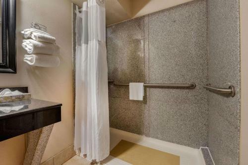 Hotel Days Inn & Suites Amish Country Lancaster