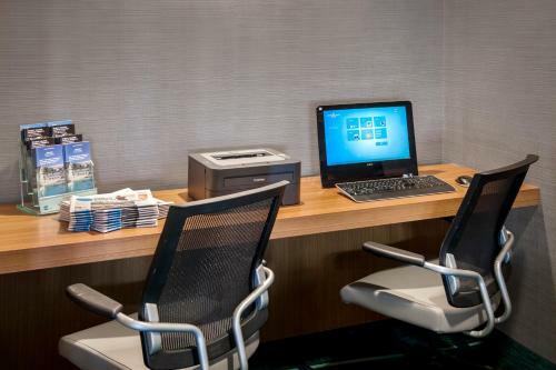 Hotel Springhill Suites By Marriott Philadelphia Willow Grove