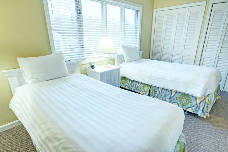 Hotel Wyndham Newport Overlook