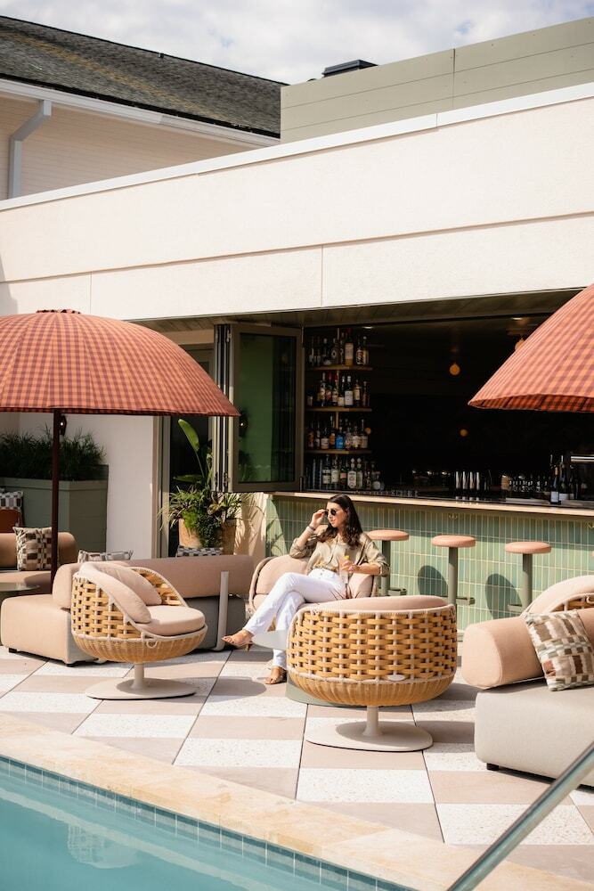 Hotel King Charles Inn