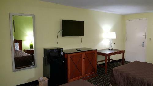 Motel American Inn Columbia