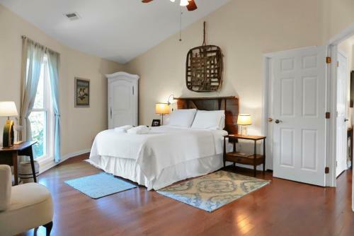510 W Ashley-mountain To Sea