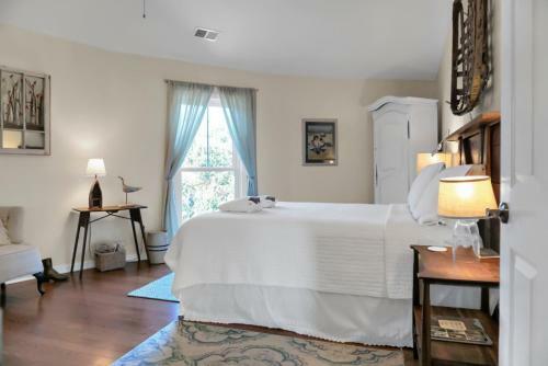 510 W Ashley-mountain To Sea