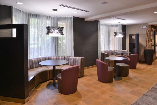 Hotel Courtyard By Marriott Northeast/i-77