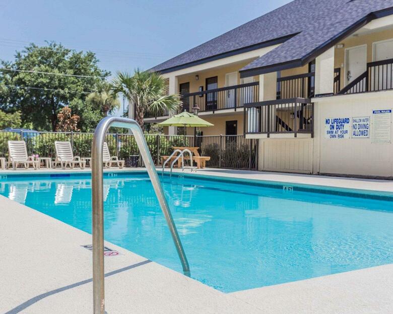 Hotel Quality Inn Mt. Pleasant - Charleston