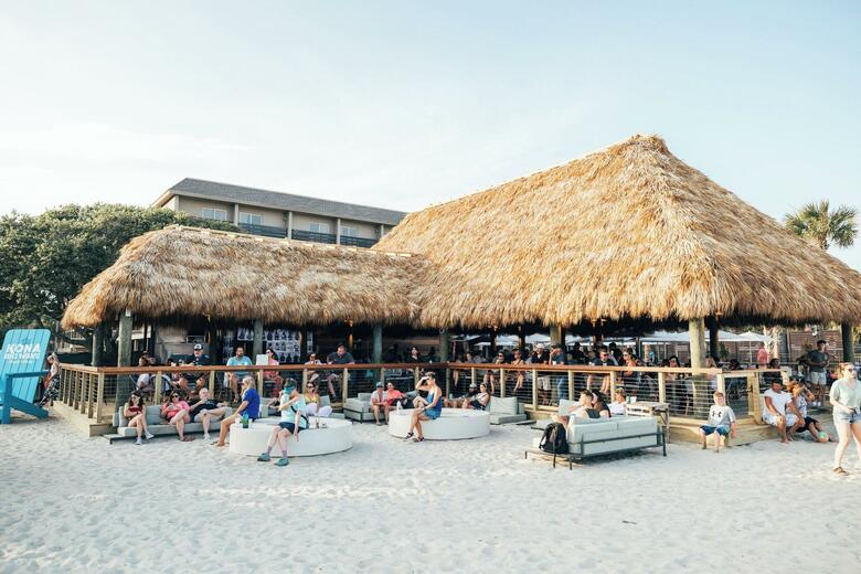 Hotel The Beach House A Holiday Inn Resort