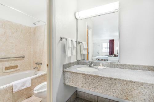 Hotel Super 8 Santee