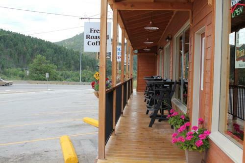 Motel Deadwood Station Bunkhouse And Gambling Hall