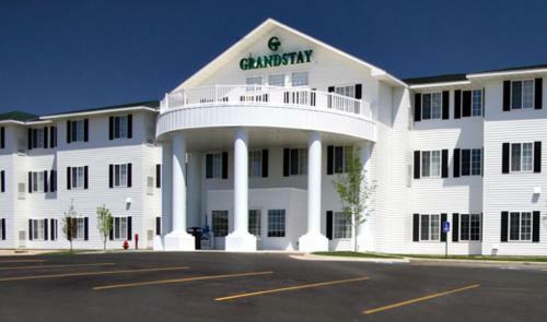 Hotel Grandstay Residential Suites