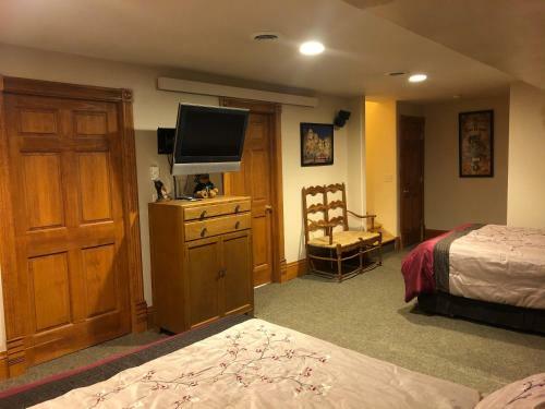 First Deadwood Cottages