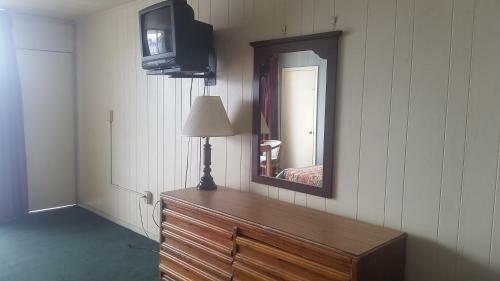 Coral Sands Motel