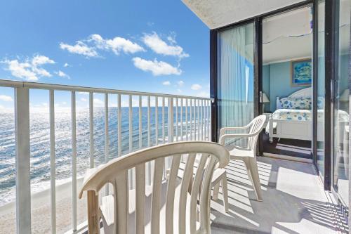 Hotel Sands Beach Club Resort