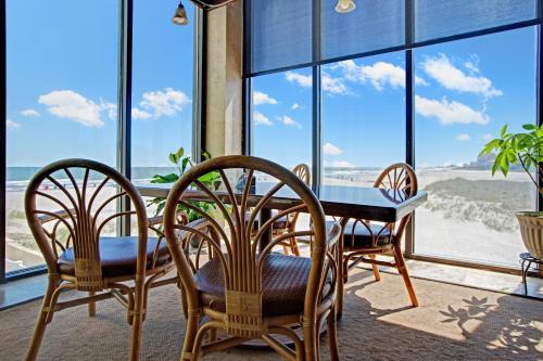 Hotel Sands Beach Club Resort
