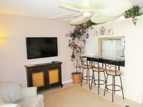 Aparthotel Ocean Forest Plaza By Palmetto Vacation Rentals