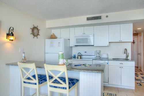 Aparthotel Ocean Forest Plaza By Palmetto Vacation Rentals