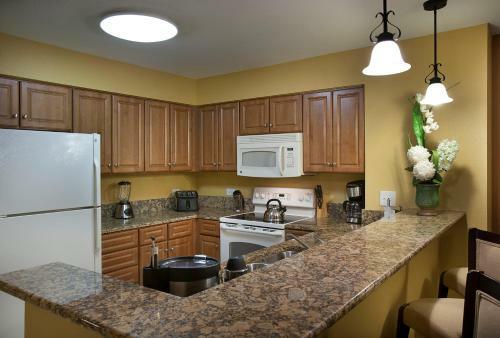 Hotel Tilghman Beach And Golf Resort