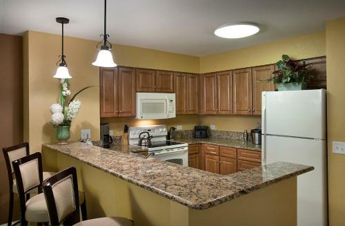 Hotel Tilghman Beach And Golf Resort