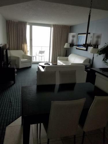 Aparthotel Oceans One Resort
