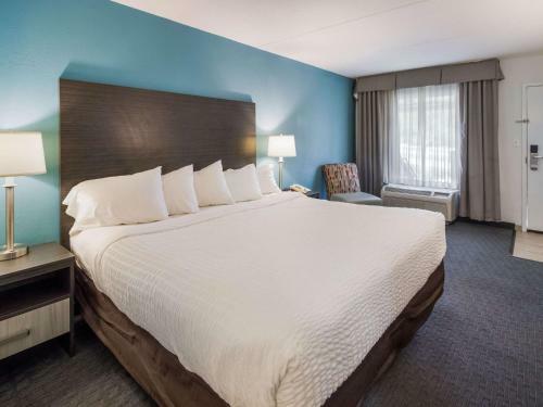 Motel Clarion Inn Cleveland