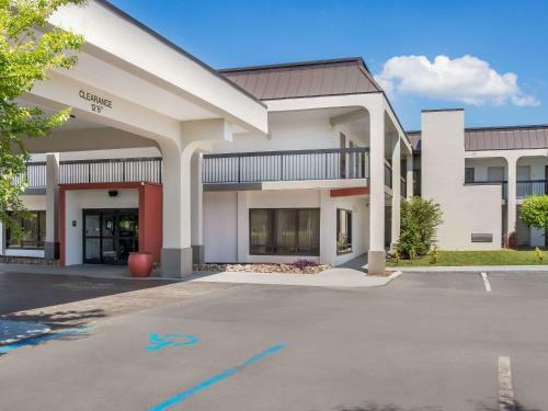 Motel Clarion Inn Cleveland