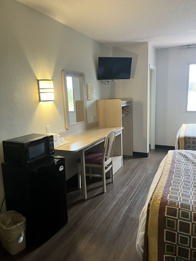 Motel Americas Best Value Inn Clarksville
