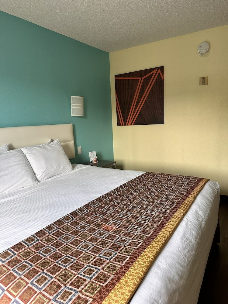 Motel Americas Best Value Inn Clarksville