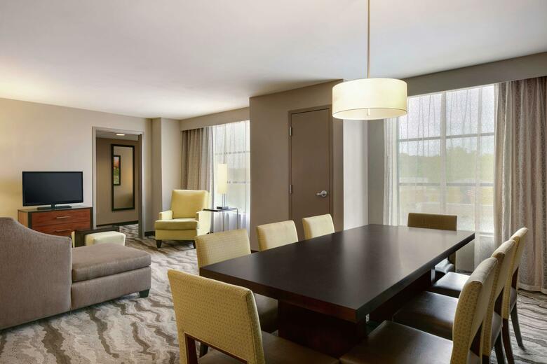 Hotel Embassy Suites Chattanooga Hamilton Place