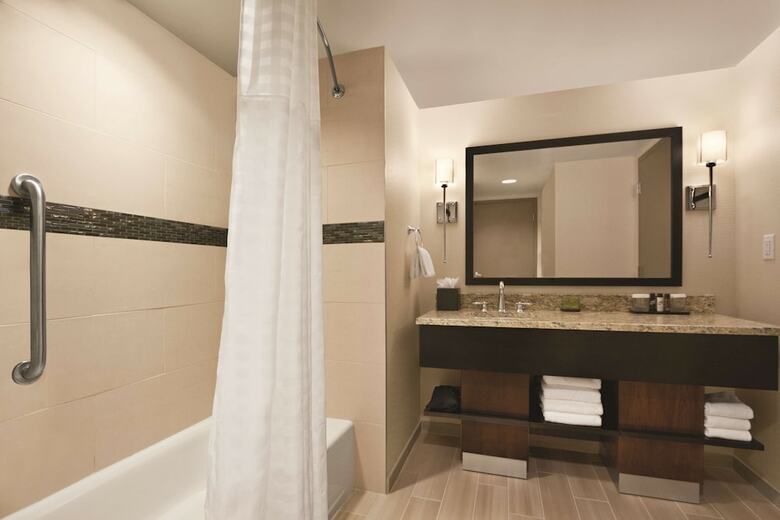Hotel Embassy Suites Chattanooga Hamilton Place