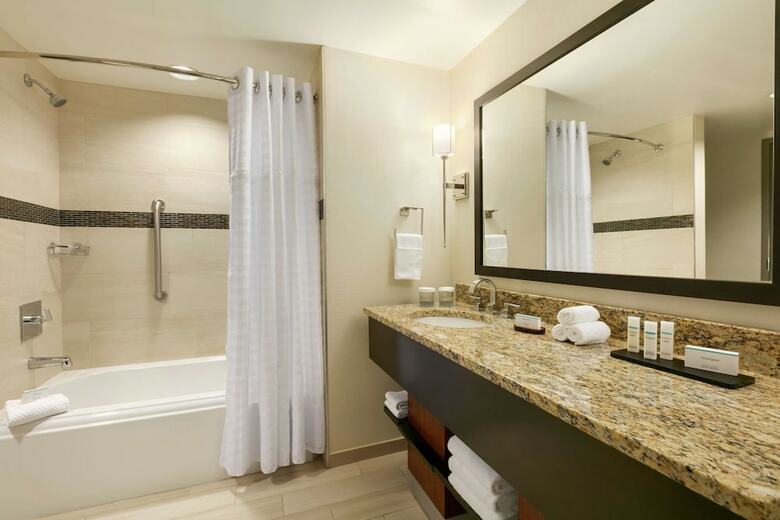 Hotel Embassy Suites Chattanooga Hamilton Place