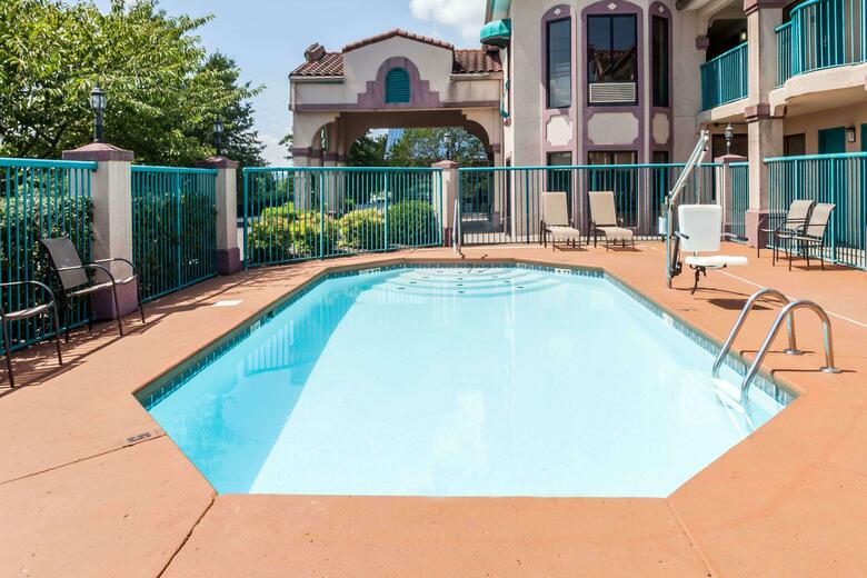Motel Days Inn Franklin