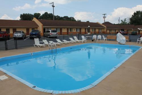 Motel Andrew Johnson Inn