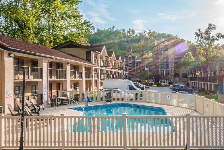Hotel Super 8 Gatlinburg Downtown Convention Center