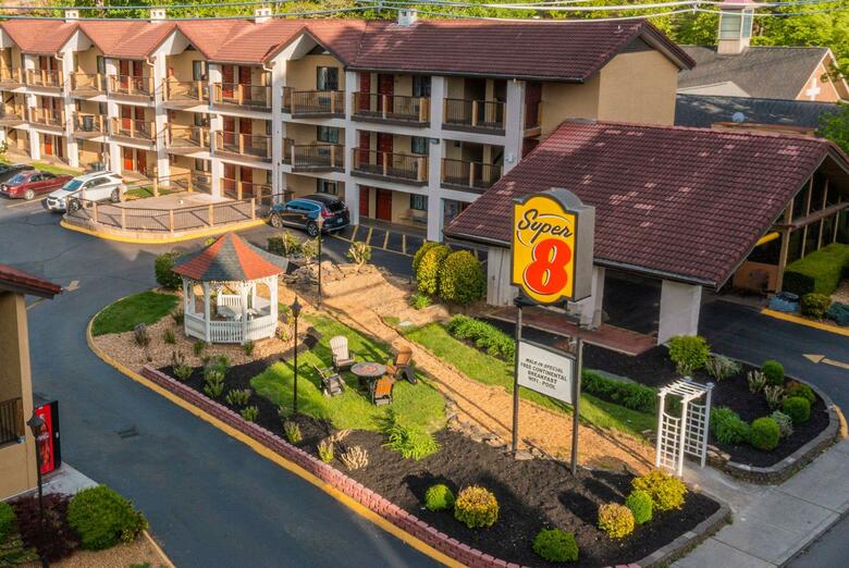 Hotel Super 8 Gatlinburg Downtown Convention Center