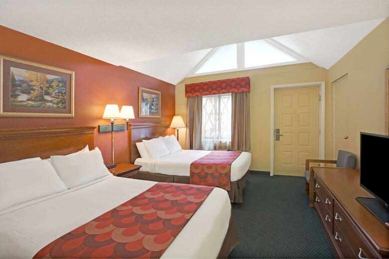 Hotel Super 8 Gatlinburg Downtown Convention Center
