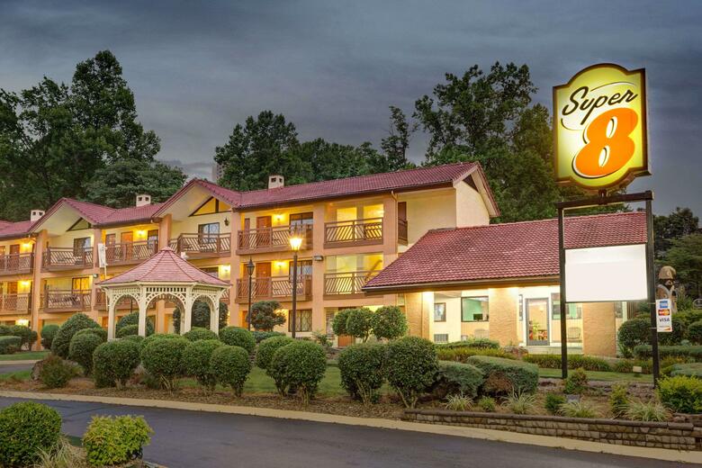 Hotel Super 8 Gatlinburg Downtown Convention Center