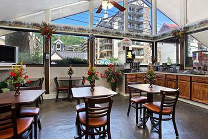 Hotel Super 8 Gatlinburg Downtown Convention Center