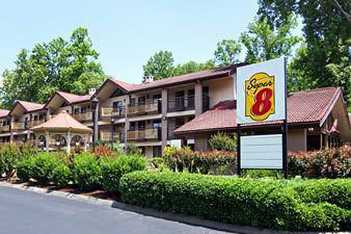 Hotel Super 8 Gatlinburg Downtown Convention Center