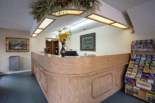 Hotel Reagan Resorts Inn