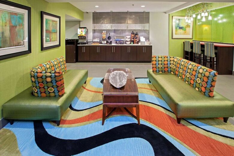 Hotel La Quinta Inn & Suites - Lebanon