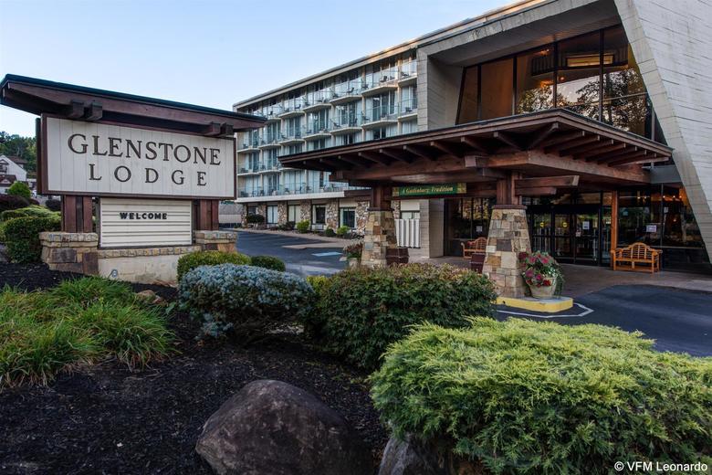 Hotel Glenstone Lodge