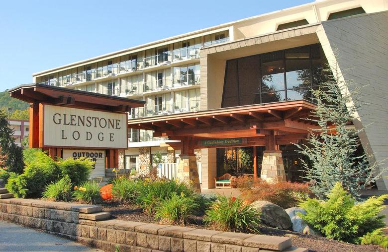 Hotel Glenstone Lodge
